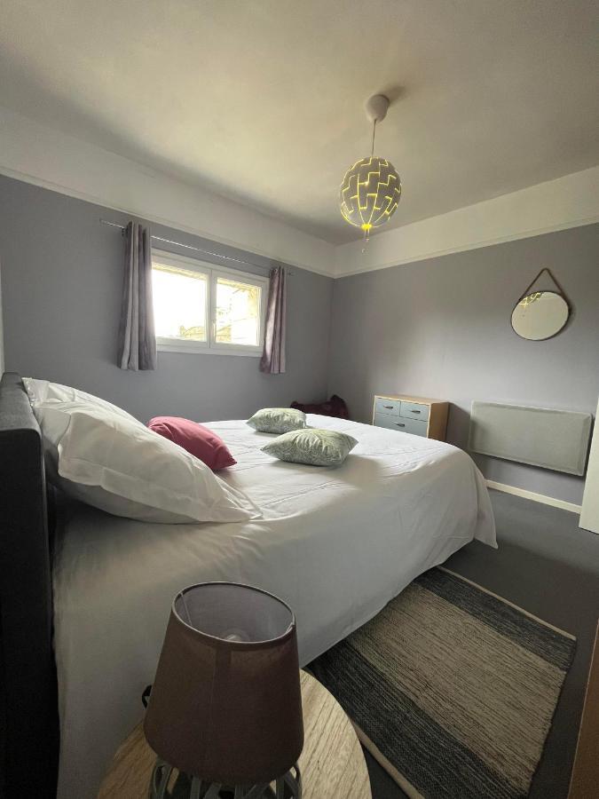 Maison De Campagne Proche Libourne Saint-Denis-de-Pile エクステリア 写真